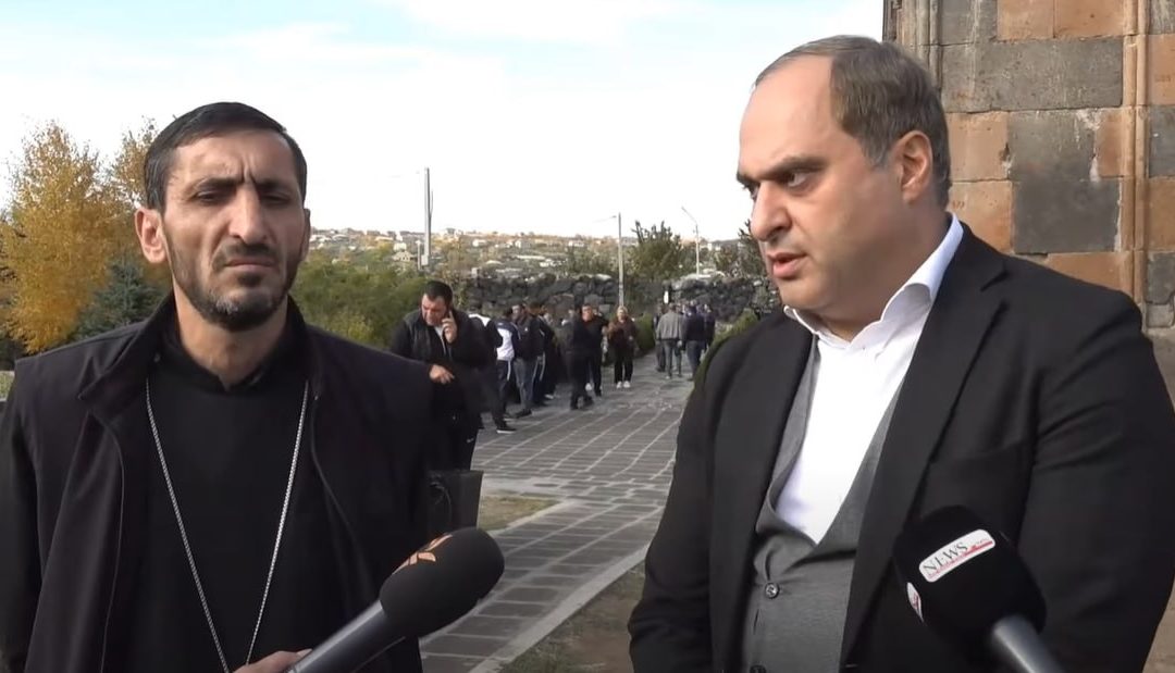 Տեր Սարգիսը, ով պետք է կիրակի Հովհաննավանքում կատարեր պատարագը, նույն օրը հրավիրել է հարցաքննության