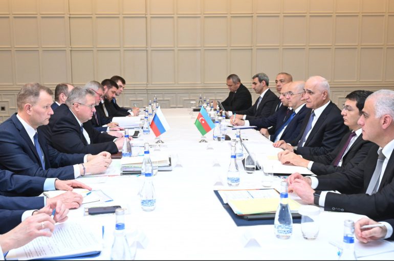 Ադրբեջանի և Ռուսաստանի փոխվարչապետները հանդիպել են Բաքվում