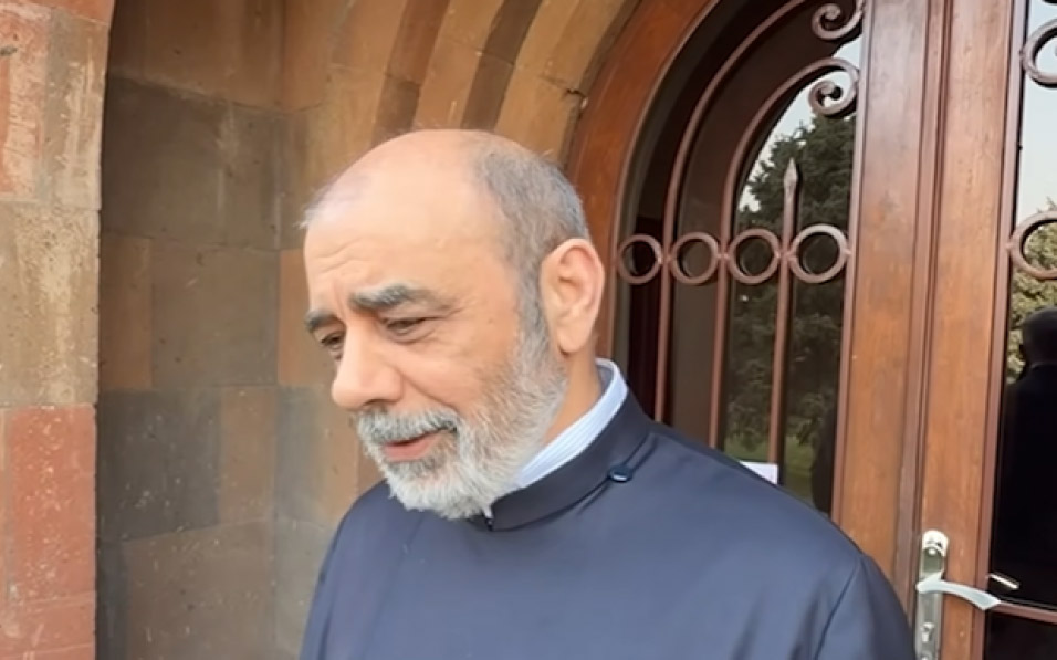 Սերովբե եպիսկոպոսը տեղյակ չէ, թե ինչպես է իր անունը հայտնվել հայտնի հայտարարության տակ