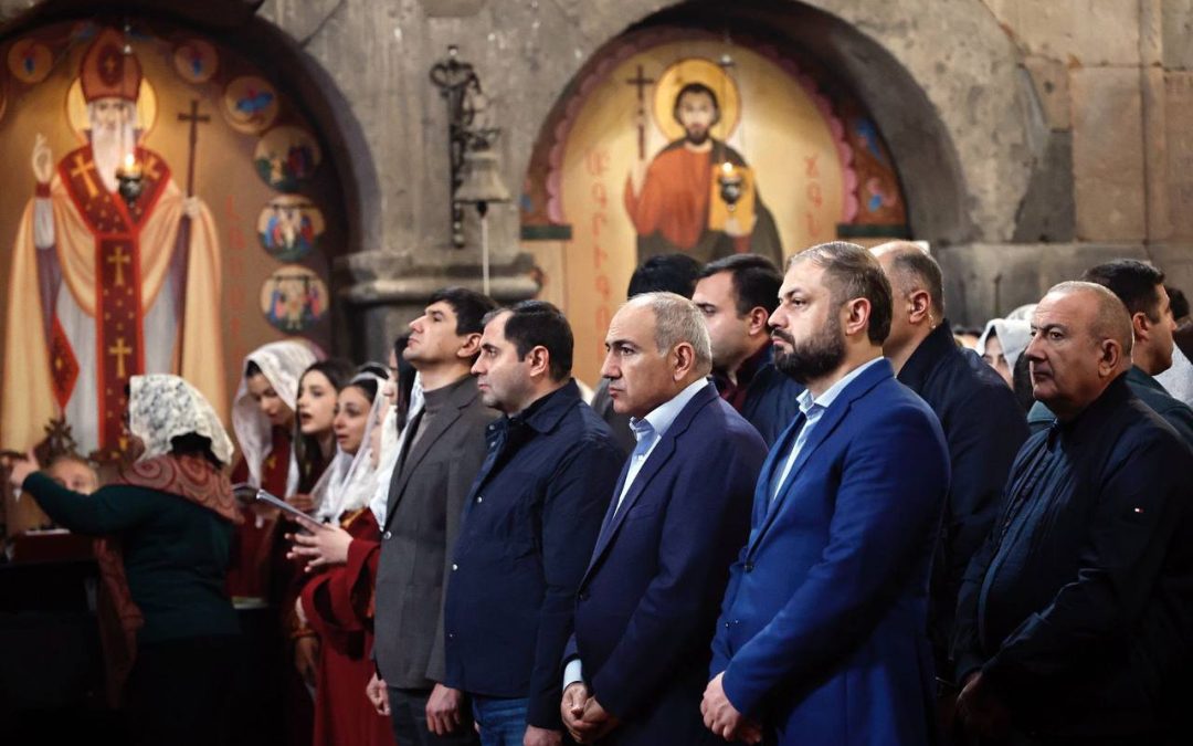Սուրեն Պապիկյանը միայն կարգալույծի պատարագին է մասնակցում. «Հրապարակ»