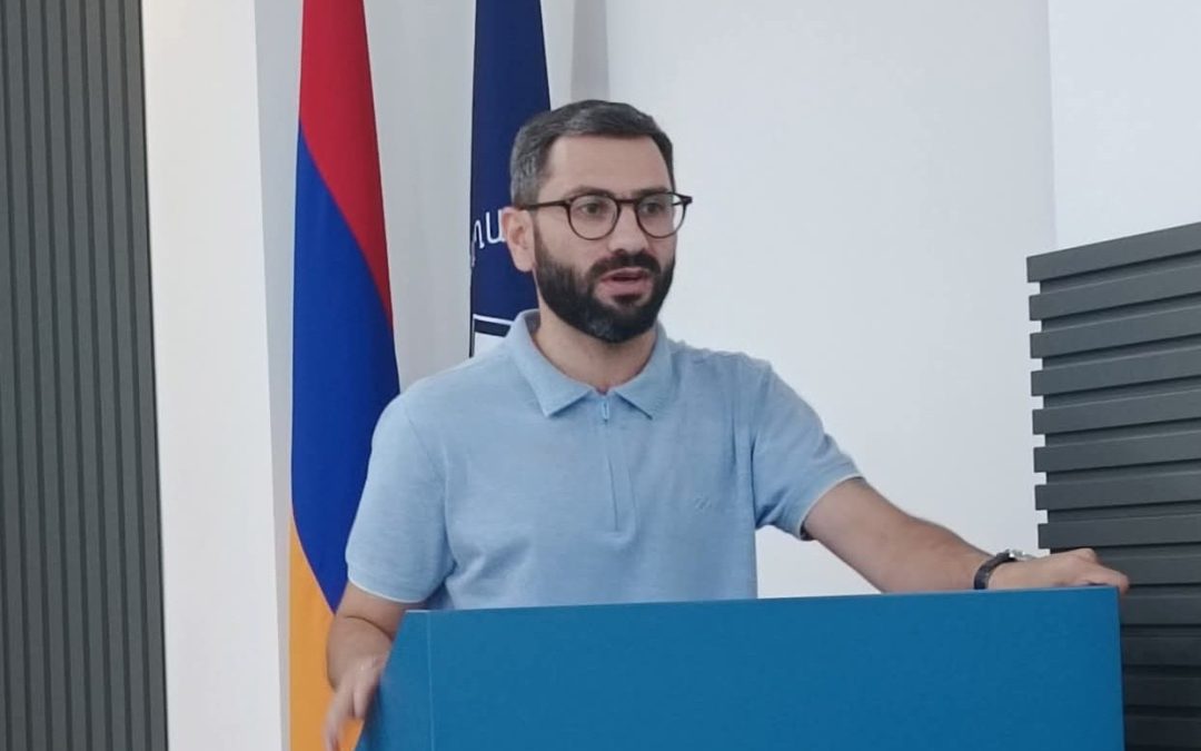 Նախկին առաքիչը` ՔՊ պատգամավորի թեկնածու. «Ժողովուրդ»