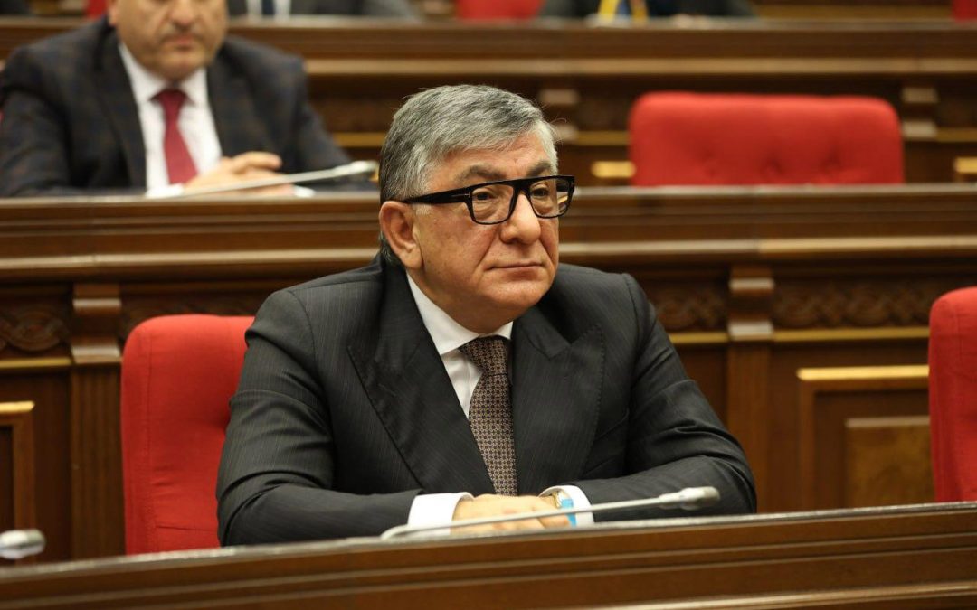 ՔՊ-ական պատգամավոր  Սուքիասյանի եղբորորդու և դատախազների որդիների միջև ծեծկռտուքի և դանակահարության դեպքից օրեր անց՝ մեղադրյալ չկա