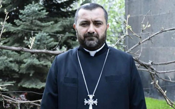 Այսօր կհրապարակվի Արագածոտնի թեմի դիվանապետ Տեր Գարեգինի վճիռը. փաստաբան