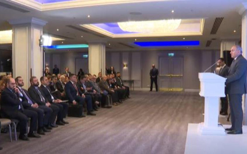 Ադրբեջանցի լրագրողների էին Հայաստան հրավիրել․ «Հրապարակ»