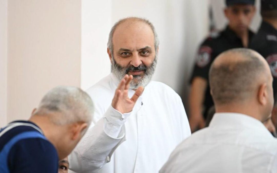 Դարձյալ պնդում եմ՝ քննչական կոմիտեի ղեկավարն ակնհայտ զեղծարար և ստախոս է․ Բագրատ սրբազան