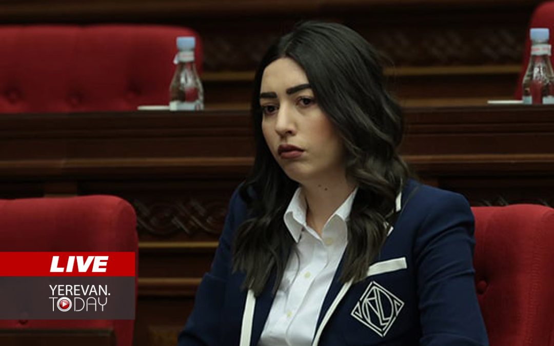 ԱՅՍ ՊԱՀԻՆ | ՈւՂԻՂ | Ներքին գործերի նախարարը խորհրդարան է եկել