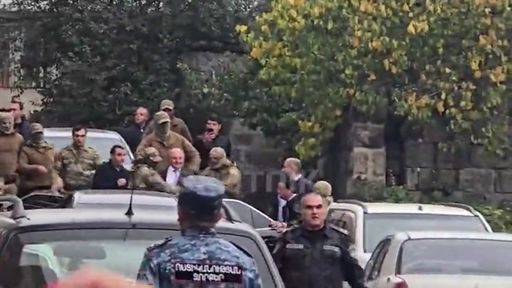 Репортаж Первого канала о событиях в Гюмри (видео)