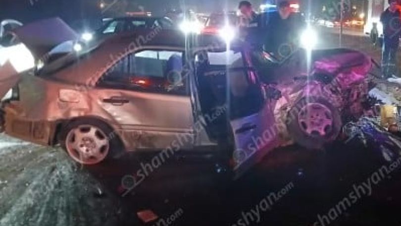 Երևան-Արմավիր ավտոճանապարհին 4 մեքենաներ են բախվել. կա զոհ և վիրավոր