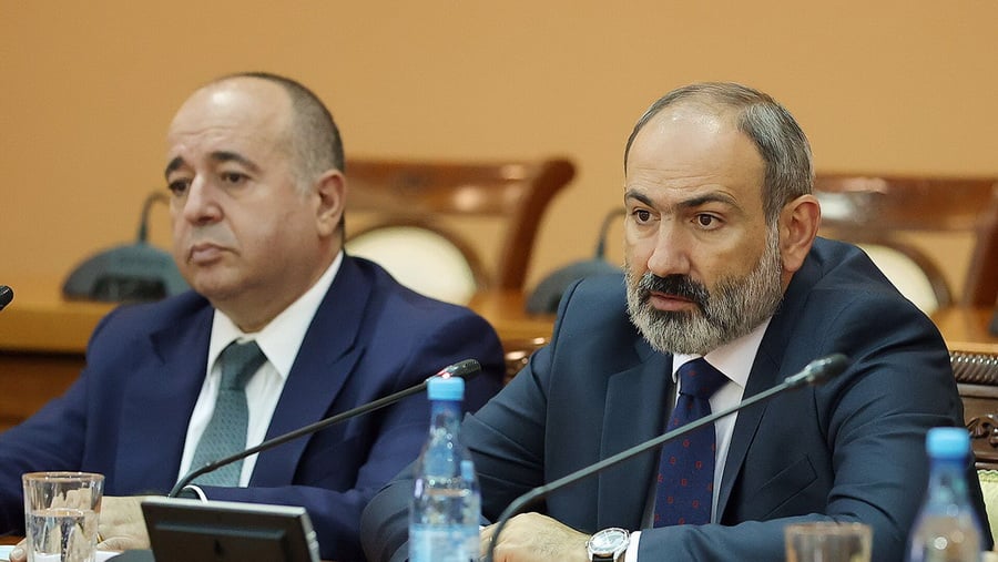 Նիկոլ Փաշինյանի նախկին խորհրդականի և կարճատև ՊՆ աշխատածի դեմ քրգործ է հարուցվել