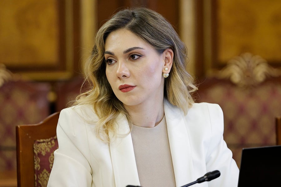 ՔՊ-ական պատգամավորներն ընդդեմ կառավարության. «Հրապարակ»