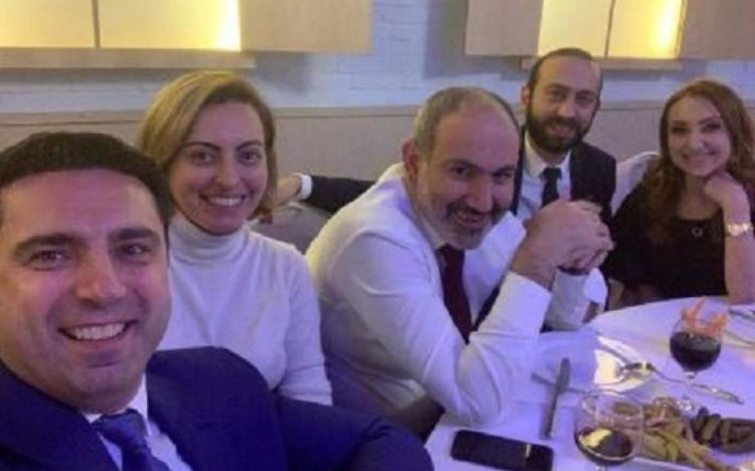 Քաղաքական ժողո՞վ, թե՞ նախընտրական քեֆ․ «Հրապարակ»