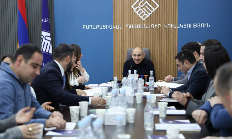 Ուրիշների անկողին մտնելու և մարդկանց անձնական կյանքը հանրայնացնելու սիրահար Փաշինյանի թիմում նոր սկանդալ․  «Հրապարակ»