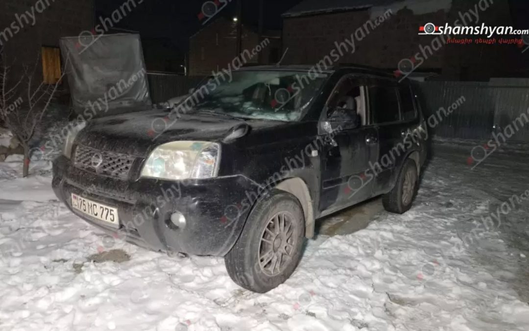 Կենտրոնում կnտրել են գործարարին պատկանող ավտոմեքենայի ապակին և գnղացել պայուսակը, որում եղել է 40 մլն դրամ
