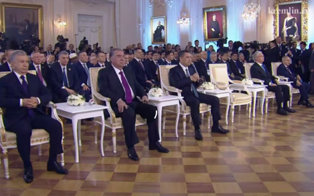 Պուտինը խաղաղության մրցանակ է շնորհել Ղրղզստանի, Ուզբեկստանի և Տաջիկստանի առաջնորդներին
