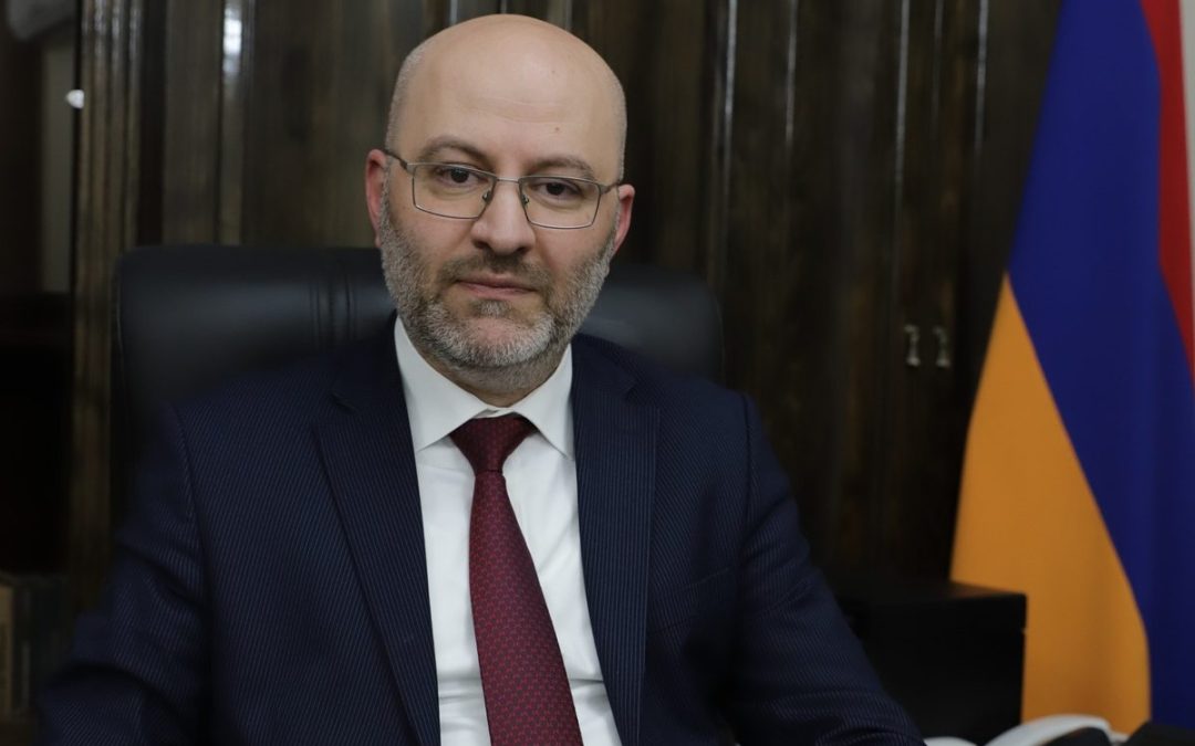 Դավիթ Առուշանյանին կարող է փոխարինել Անանիկ Ոսկանյանը․ «Հրապարակ»