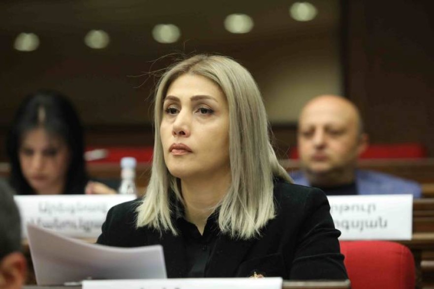 Գրաքննվում է մարդկանց գրառումները սոցիալական ցանցերում, գրաքննվում է նույնիսկ պատարագը․ Էլինար Վարդանյան
