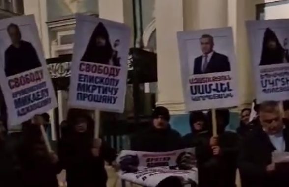 Փաշինյանը մերժել է հանդիպել Սանկտ Պետերբուրգի հայկական եկեղեցու ծխականներին