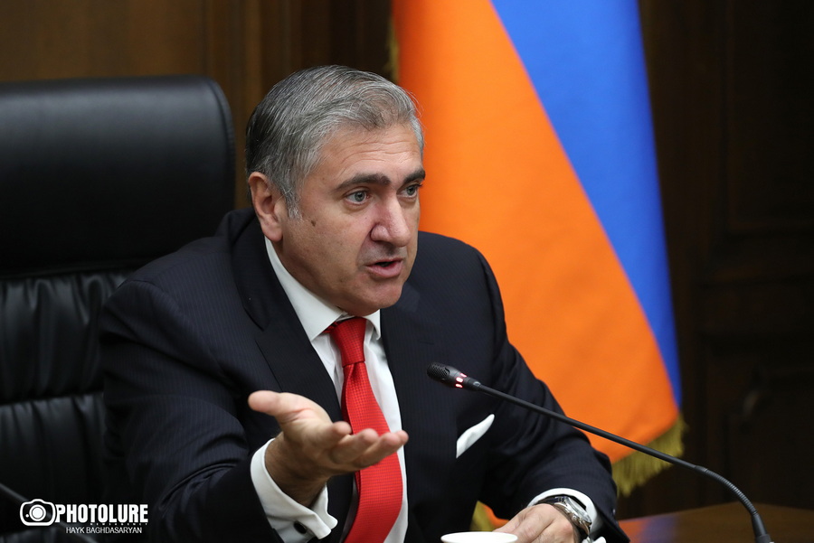Դեկտեմբերի 1․ Վերամիավորումից մինչև ԵԱՀԿ Մինսկի խմբի լուծարում. Արթուր Խաչատրյան