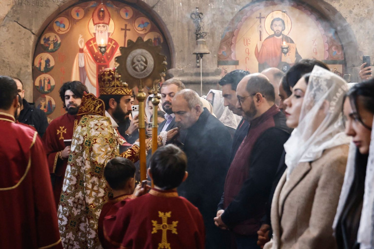 Այսօր՝ վարչապետ, վաղը՝ նախկին, իսկ Եկեղեցին հավերժ է. «Փաստ»