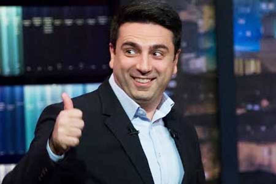 Ալեն Սիմոնյանը պարգևատրել է ԱԺ աշխատողներին