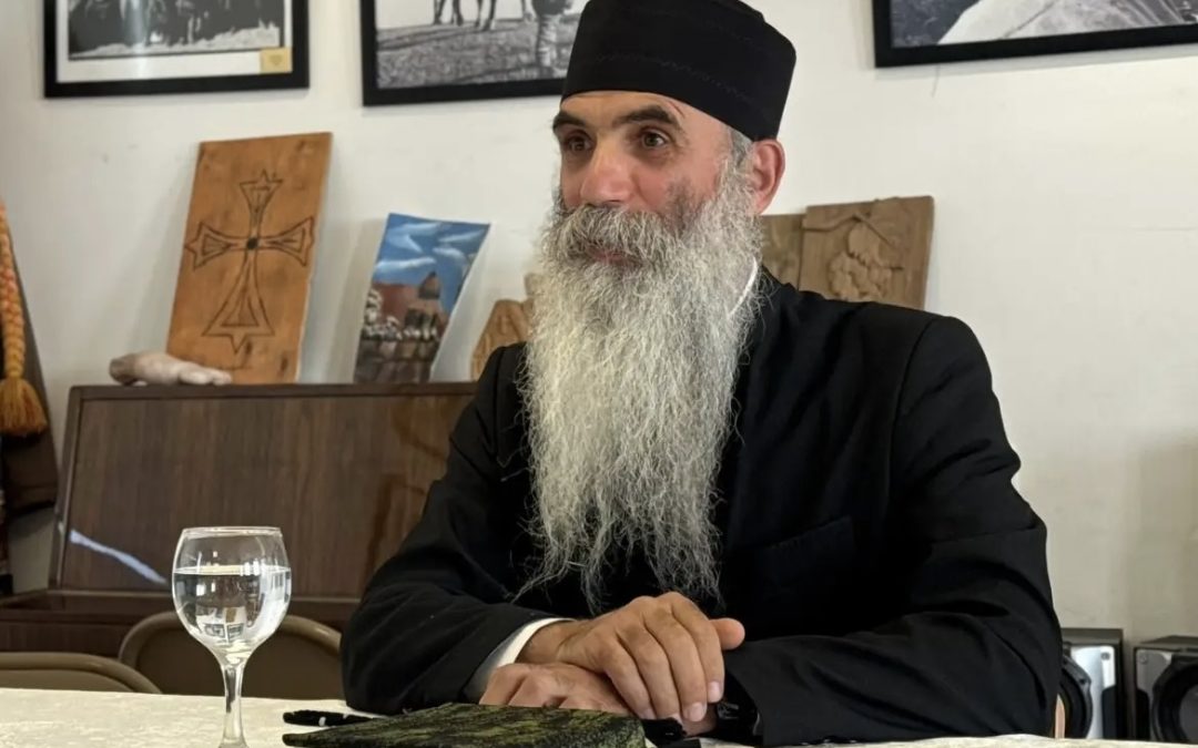 Հարկ է միշտ աղոթել ու չտրտնջալ, և անպայման Աստված պաշտպան կկանգնի իր ընտրածներին. Հայր Շնորհք