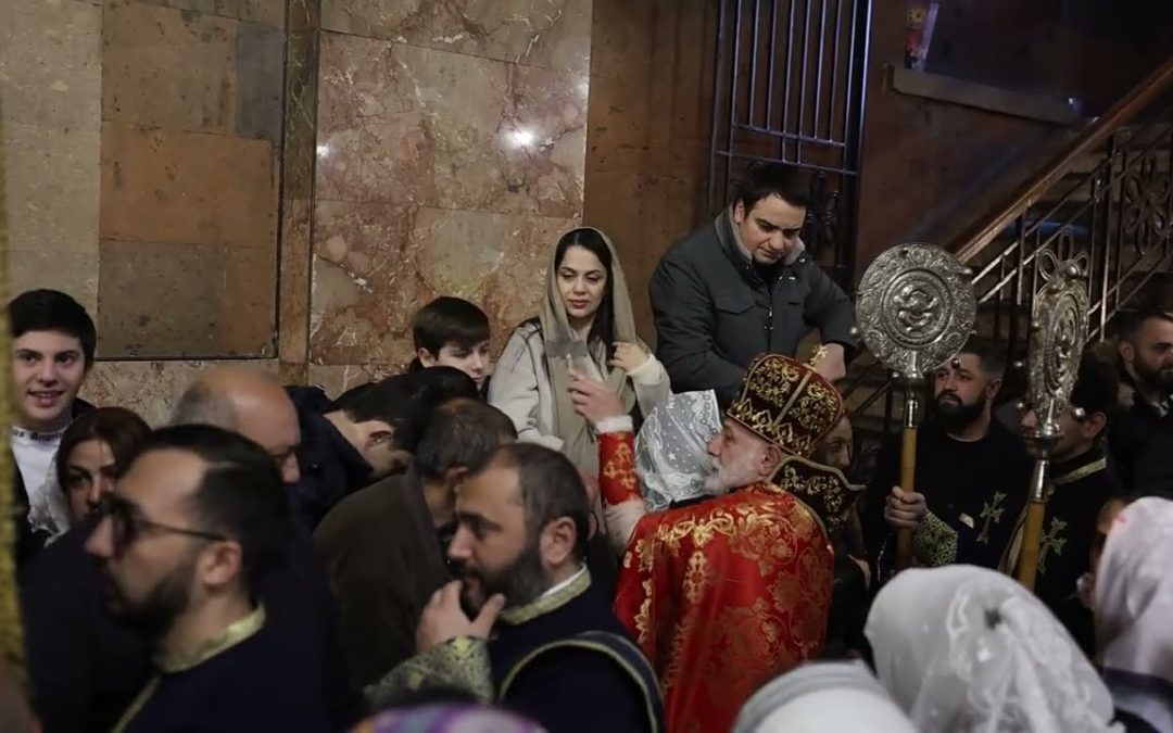 Վերջին 10 տարում ամեն կիրակի եմ պատարագի մասնակցում Սուրբ Սարգիսում, միշտ աստիճանների վրա նստած. Նարեկ Կարապետյան