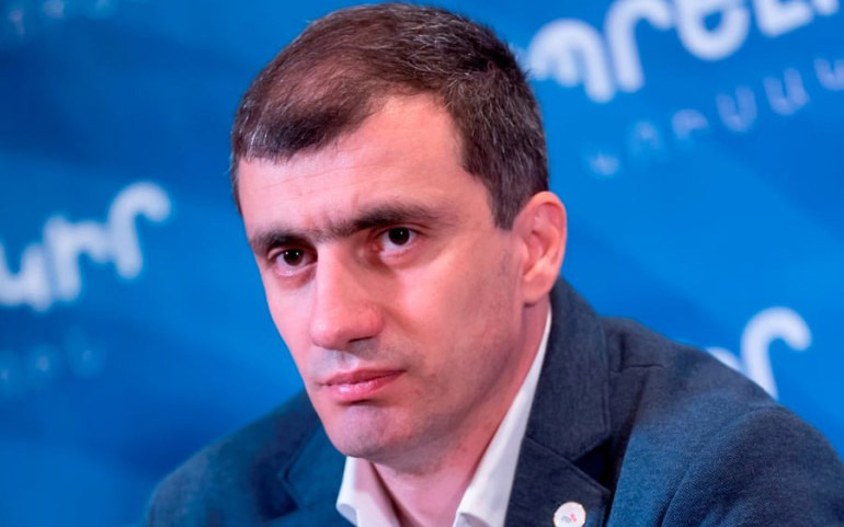 ՀՀ 280 տարվա բյուջեի չափ պարգևավճար եք բաժանել. մաթեմ չիմացող մարդկանց պետք է հեռու պահել պետական պաշտոններից․ Մեսրոպ Առաքելյան