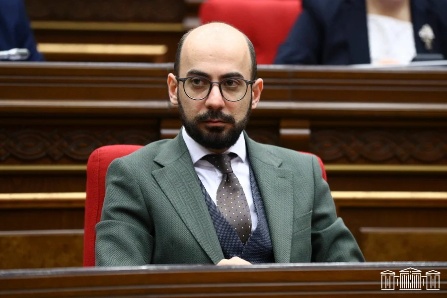 Արթուր Հովհաննիսյանը կեղծ տվյալներով վարձավճար է ստացել պետբյուջեից. «Ժողովուրդ»