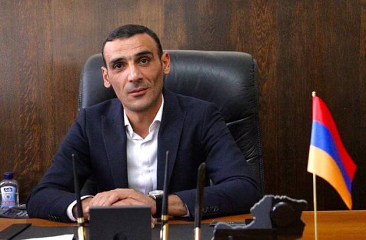Դիլիջանի «արու» համայնքապետը որոշում է փոխել, որ պարգևավճար տա. «Ժողովուրդ»