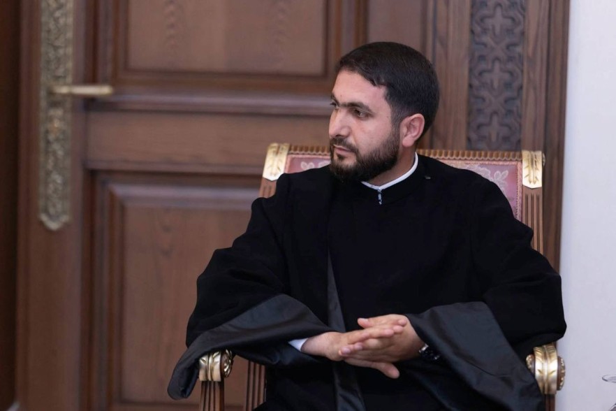 ԶՈՒ-ում ծառայող գնդերեցներին ուզում են ներքաշել հակաեկեղեցական արշավի մեջ. Հայր Հովհաննես