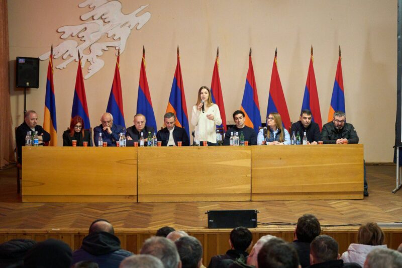 Քաղաքացիները շատ սթափ են գնահատում իրավիճակը. Գառնիկ Դանիելյան
