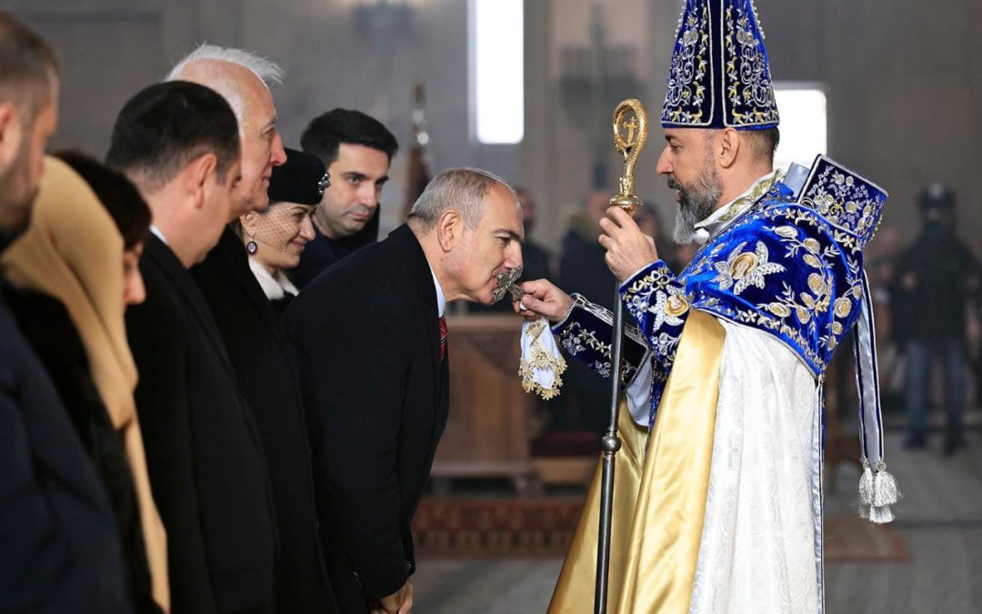 Փաշինյանն ուզում է կրոնական նոր կազմակերպություն ստեղծել․ «Հրապարակ»