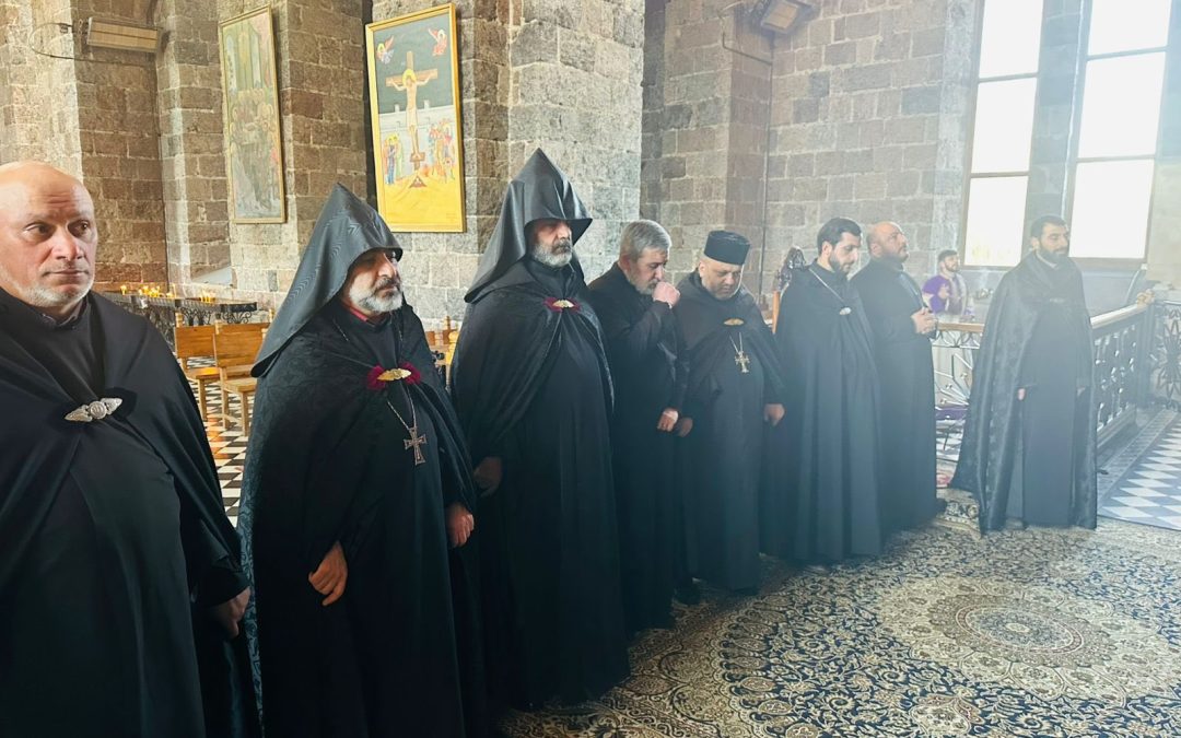 Տեր Երեմիան ու Տեր Ղևոնդը առաջիկային փոխելու են իրենց ծառայության վայրը