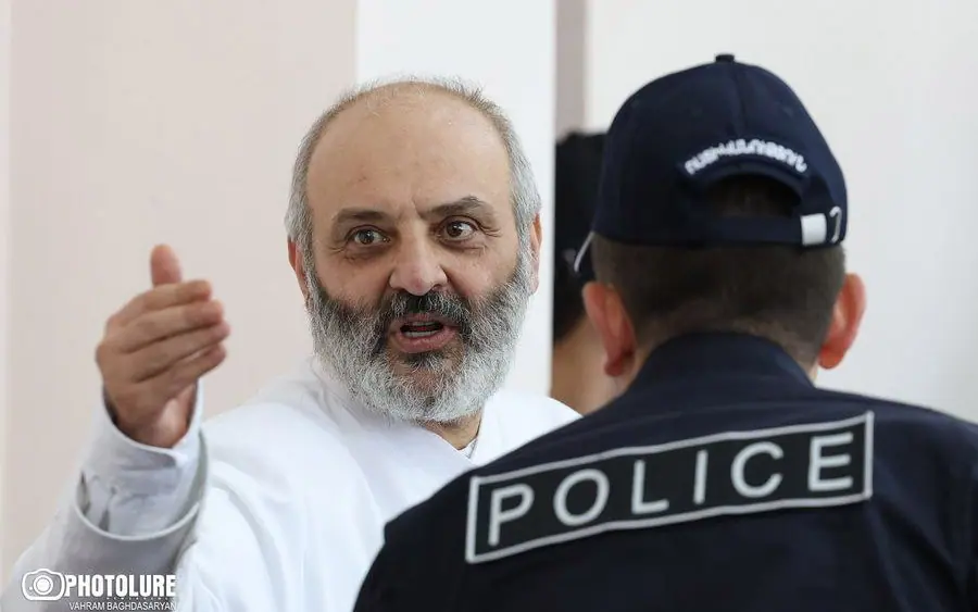 Ամո՛թ այն ամբողջ քաղաքական ու պետական մտքին, ովքեր աջակից են եղել այս ամբողջ գործընթացին. Բագրատ սրբազան