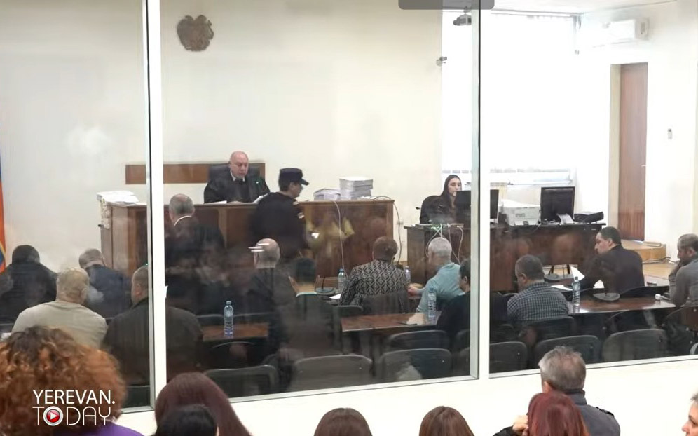 Կարո Օկումուշյանը կմնա տնային կալանքի տակ, իսկ Արմեն Ալեքսանյանի նկատմամբ սահմանվեց վարչական վերահսկողություն