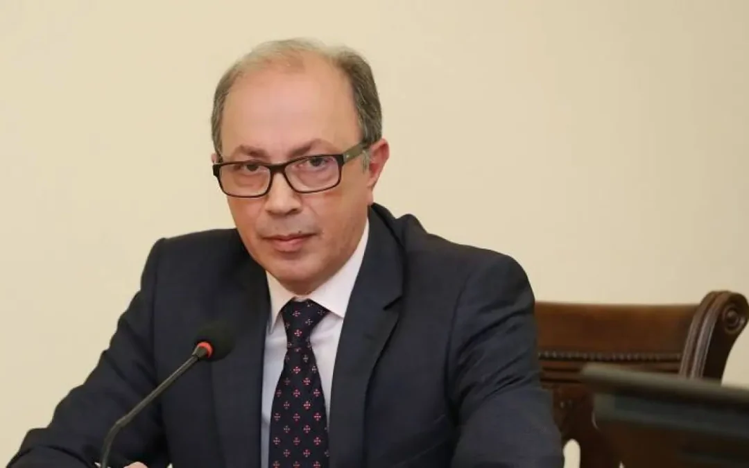 «Հայաստանին ցանկանում են կլանել «Մեծ Թուրան» նախագծի մեջ, որի ողնաշարը «Զանգեզուրի միջանցքն» է». Արա Այվազյան
