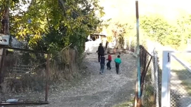 Ծափաթաղում սպանված 3-ամյա Տիգրանի քրոջն ու եղբայրներին հանձնել են մոր խնամքին
