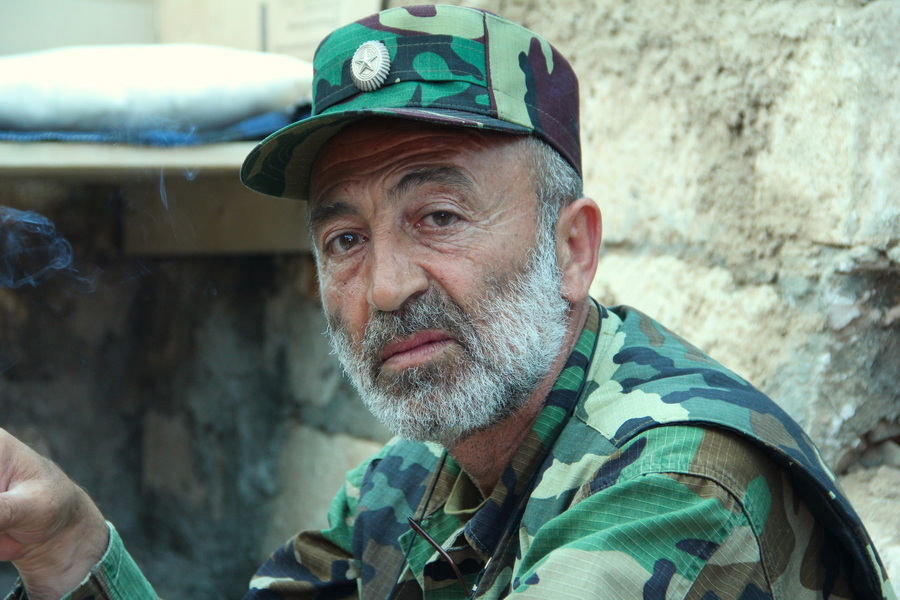 Ախր դուք, ե՞րբ էիք զինվոր եղել, որ ձեզ հրամանատարի տեղ էիք դրել. Աշոտ Երկաթ
