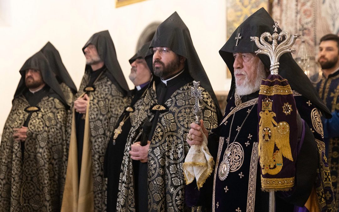 Մայր տաճարում Վեհափառ Հայրապետի հանդիսապետությամբ պատարագ է մատուցվում