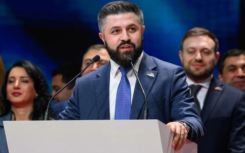 Գրազ, ուրեմն գրազ, բայց տղավարի․ Ալեքսան Ալեքսանյանը՝ Ռուբեն Ռուբինյանի նետած մարտահրավերի մասին