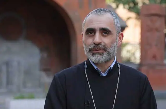 Ամենայն Հայոց Կաթողիկոսի այցը Վրաստան արգելելը հարված էր մեր երկրի միջազգային վարկանիշին. տեր Եսայի
