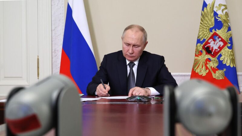 Պուտինը ստորագրել է օրենք, որով արգելվում է արտաքսել ՌԴ զինված ուժերում ծառայող օտարերկրացիներին