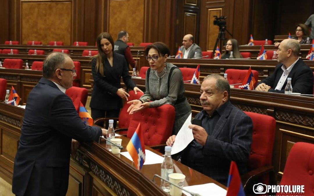 ԱԺ «Հայաստան» խմբակցության պատգամավորները դիմել են ՍԴ՝ վիճարկելու «Բարձրագույն կրթության և գիտության մասին» օրենքը