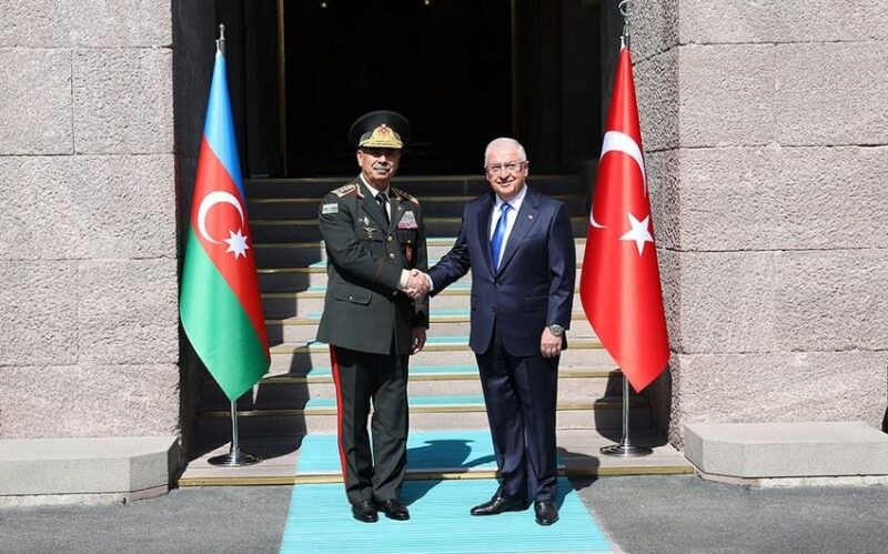 Թուրքիայի և Ադրբեջանի ՊՆ նախարարները քննարկել են տարածաշրջանում տիրող իրավիճակը