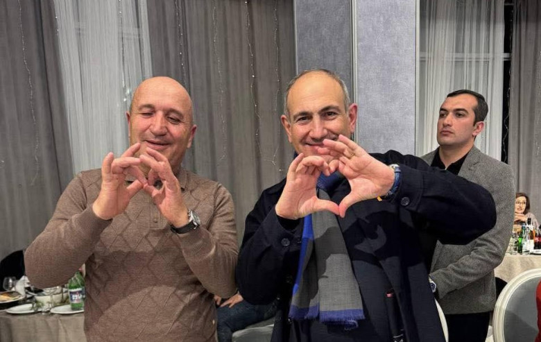 Ինչո՞ւ է «Գորշ գայլերի» նշանը ասոցացվում ՔՊ-ականների ժեստերի հետ. «Փաստ»