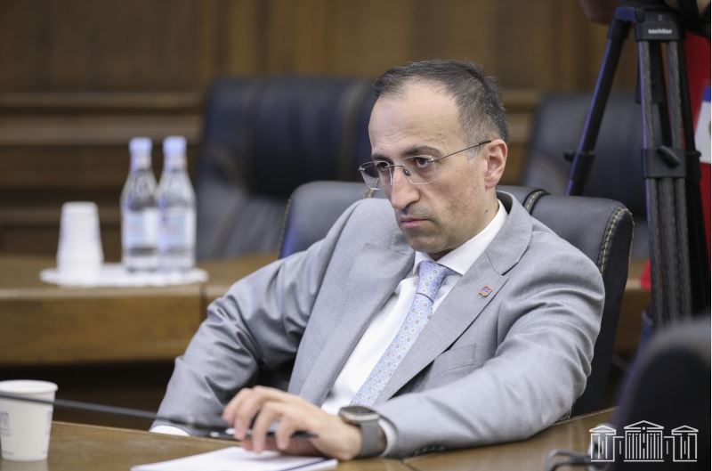 Ինչու է Արսեն Թորոսյանը մնում Փաշինյանի ամենավստահելի կադրերից. «Ժողովուրդ»