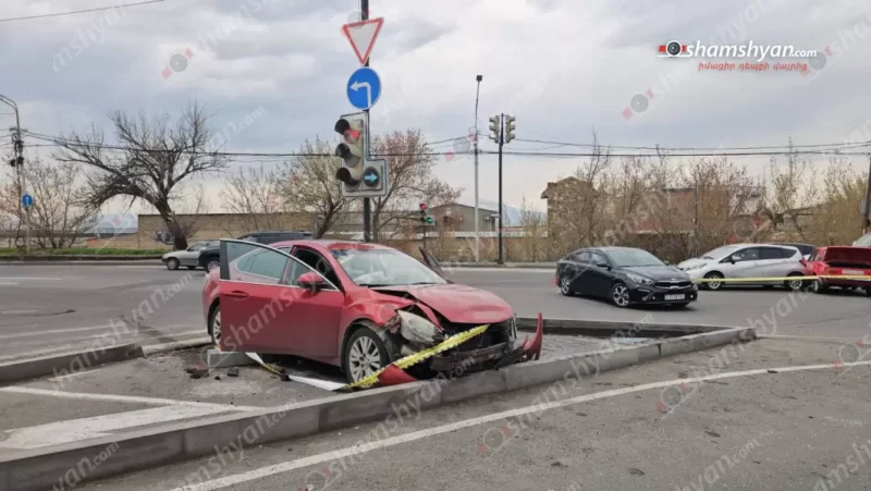 Ավտովթար՝ Երևանում․ երկու հոգի հիվանդանոց են տեղափոխվել