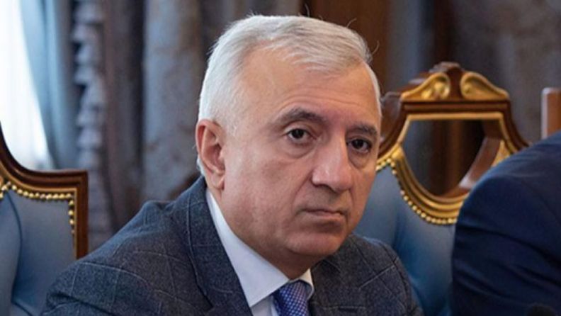 Սա ոչ միայն բացահայտ հակասում է դավանաբանական կանոններին, այլև աշխարհիկ օրենսդրությանը. Գևորգ Դանիելյան