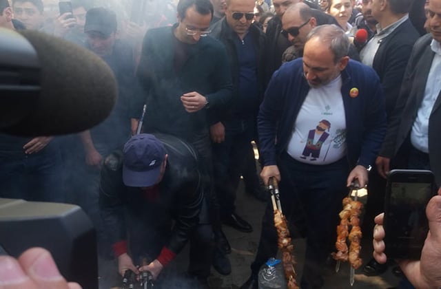 Չեմ պատկերանցում մի ընտանիք, մի շրջապատ, որտեղ որևէ կարևոր իրադարձություն շրջանցում է խորովածը․ Փաշինյան