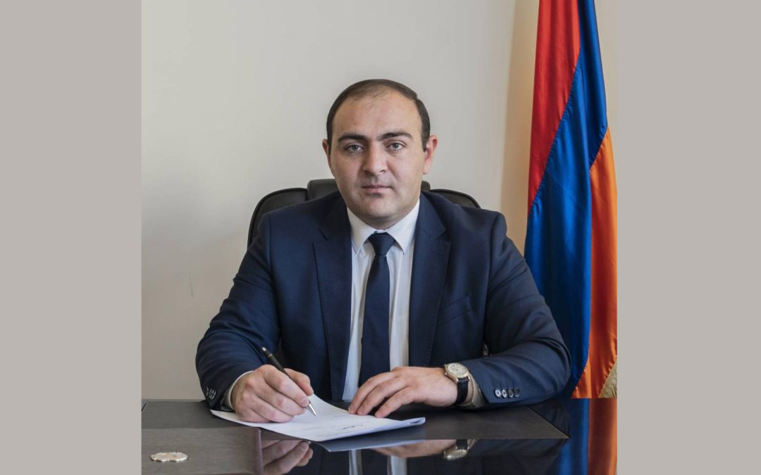 Տեսչականի պետի տեղակալը ՔՊ նախընտրական ցուցակում. ով է Արազ Պապիկյանը. Արմլուր